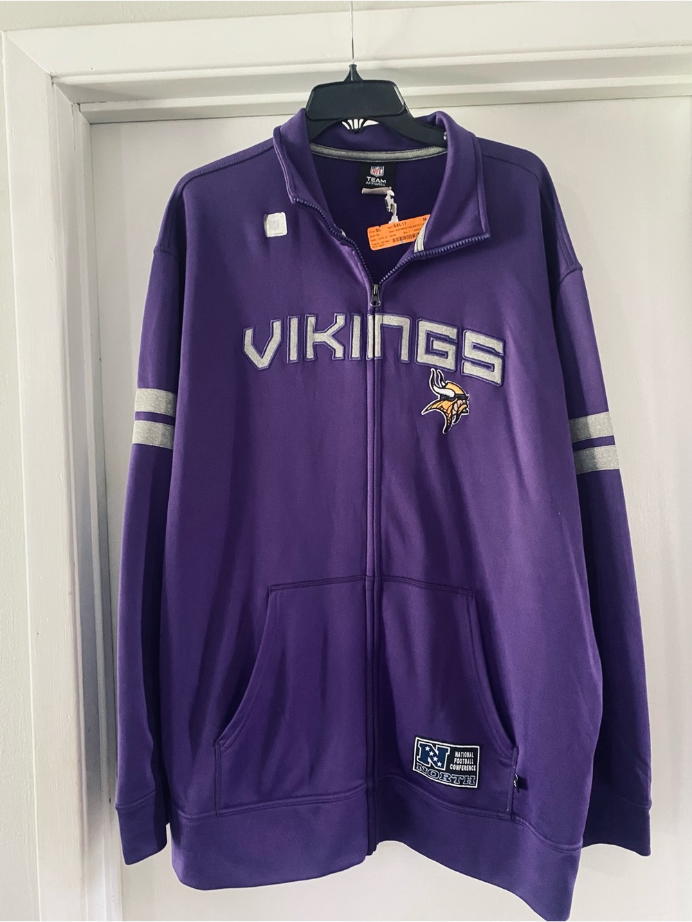 NFL Minnesota Vikings Purple Full-Zip Jacket with Silver Details